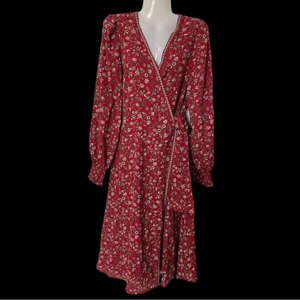 Max Studio Size Medium Nordstrom’s Fall Floral Wrap Dress Long-Sleeve Red